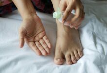 rub cbd oil feet